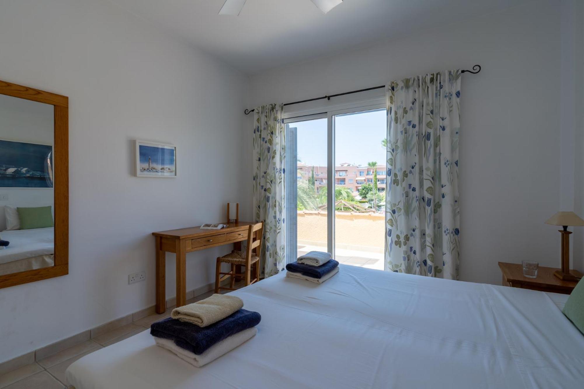 Tropical Paradise In Harbour Paphos, Central & Close To Beach Luaran gambar