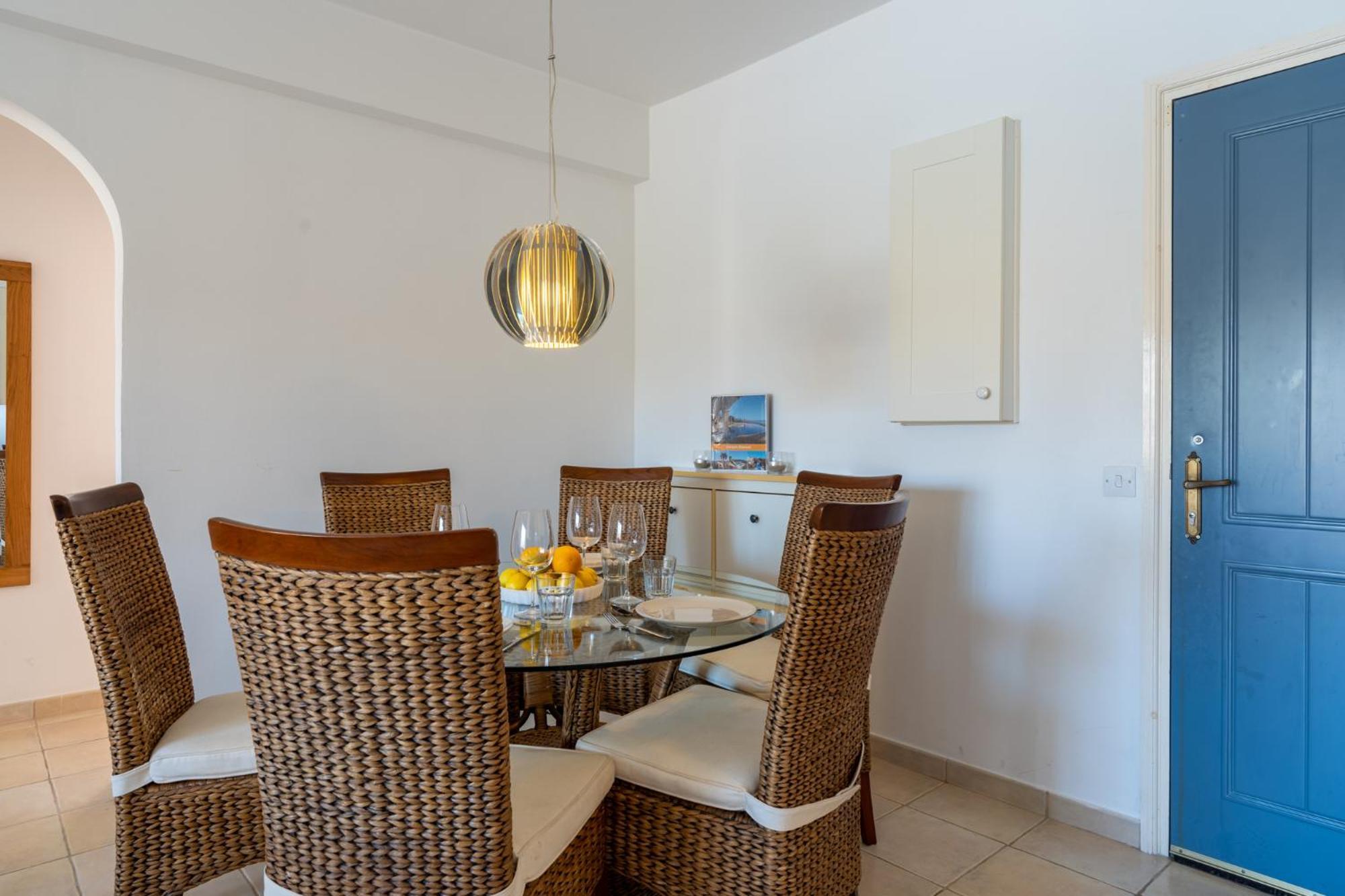 Tropical Paradise In Harbour Paphos, Central & Close To Beach Luaran gambar
